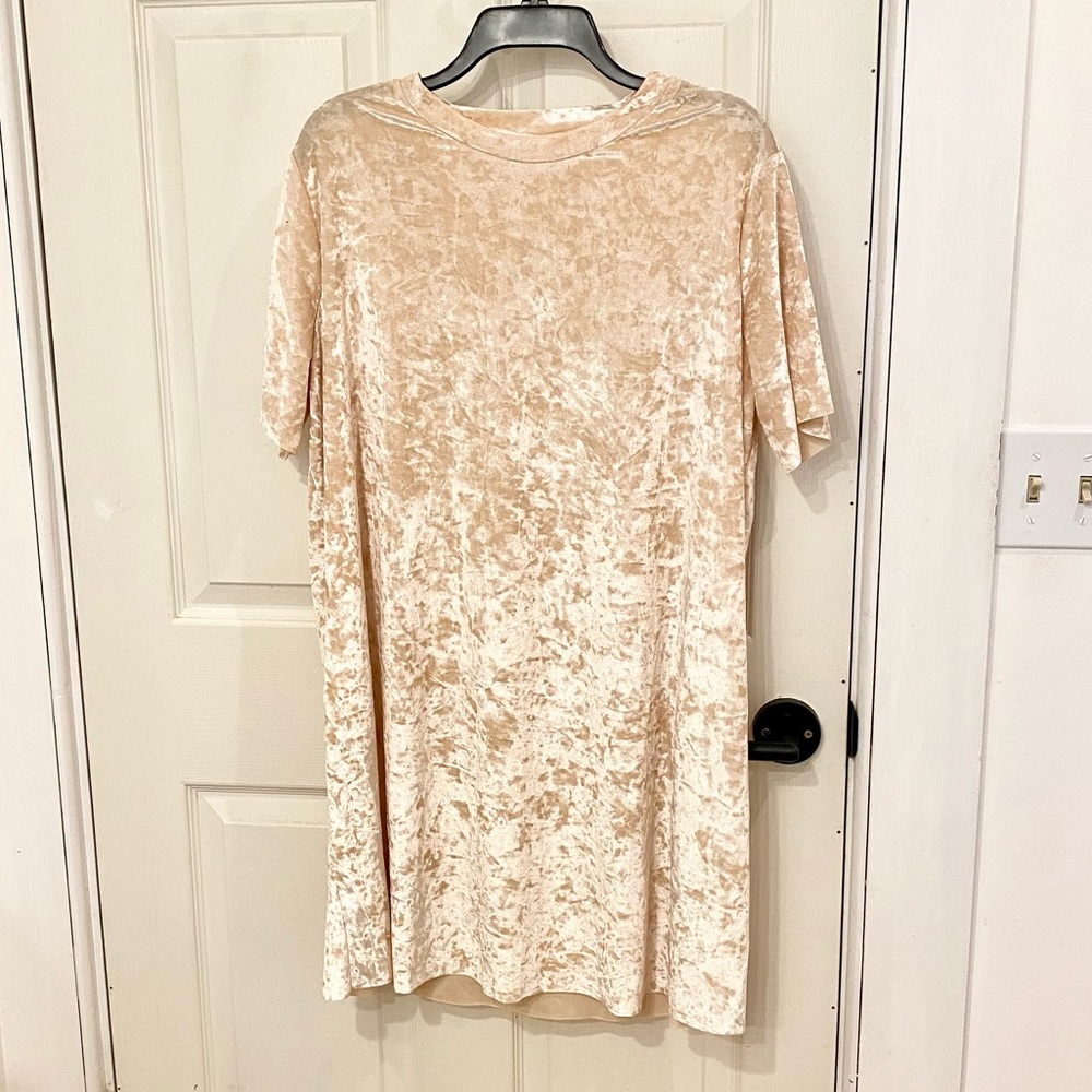 Crushed velvet blush pink t-shirt dress